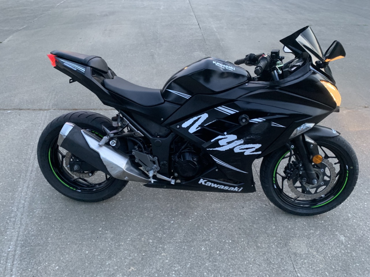 2017 Kawasaki Ninja 300 ABS 